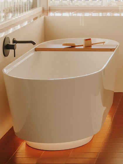 Tura | Bath | White | Baignoires | Roca