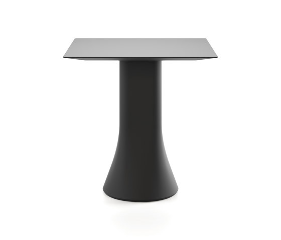 Cambio table 80x80 H74 | Dining tables | viccarbe