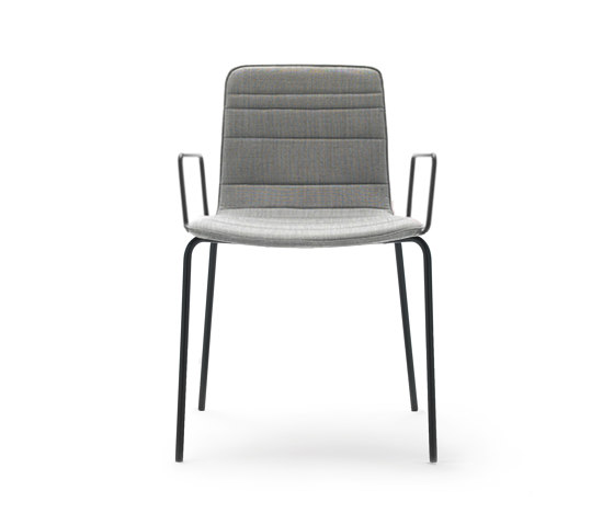 Klip chair - four metal legs base & lined upholstery | Chaises | viccarbe