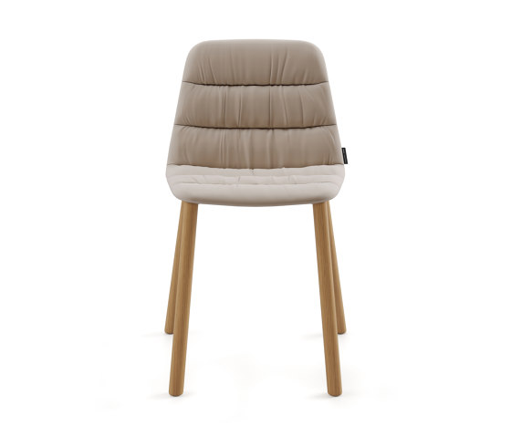 Silla Maarten - base de cuatro patas de madera y asiento tapizado soft | Sillas | viccarbe