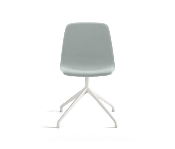 Maarten chair - pyramid swivel base & smooth upholstery | Stühle | viccarbe