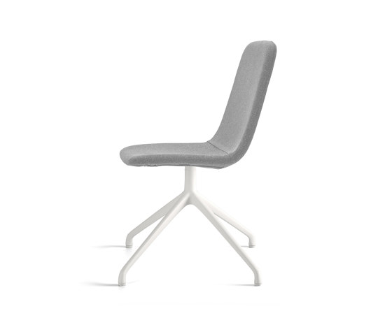 Maarten chair - pyramid swivel base & smooth upholstery | Chaises | viccarbe