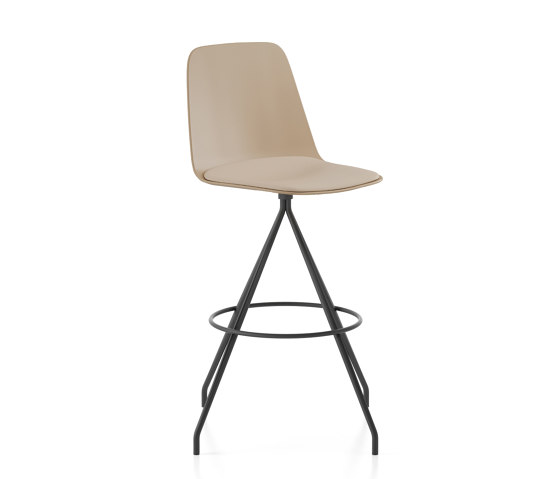 Maarten Plastic stool - swivel base bar height & high backrest with cushion | Bar stools | viccarbe