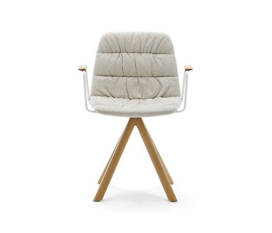 Maarten chair - wooden swivel base & soft upholstery | Chairs | viccarbe