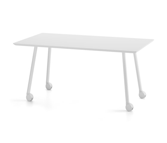 Maarten table 160x80 with casters | Dining tables | viccarbe