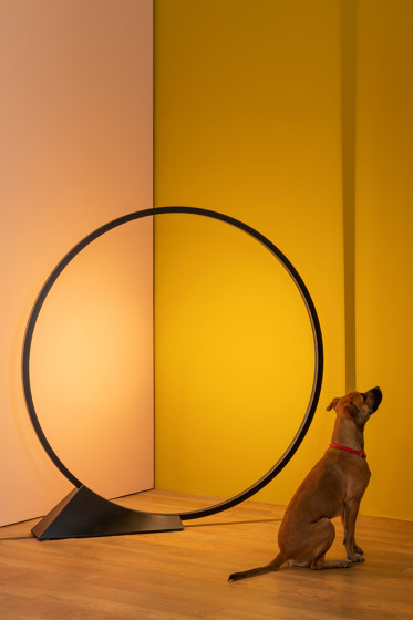 "O" 150 Floor Indoor | Luminaires de sol | Artemide