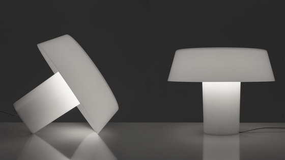 Amami Tischleuchte | Tischleuchten | Artemide