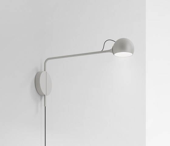 Ixa Wandleuchte mit Kabel | Wandleuchten | Artemide