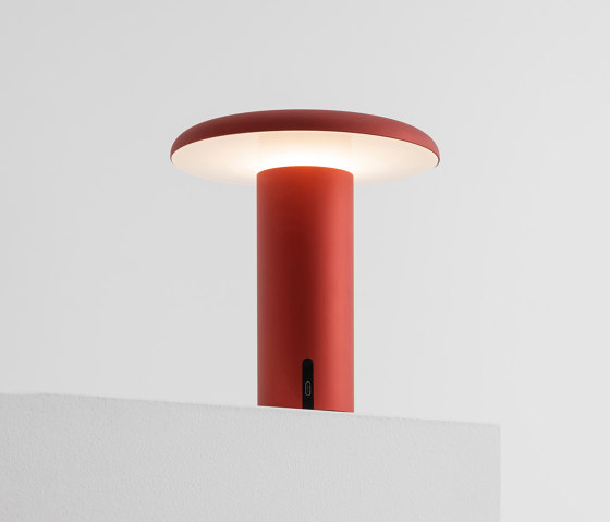 Takku | Tischleuchten | Artemide