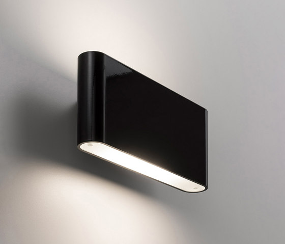 Two Flags Wall | Wall lights | Artemide