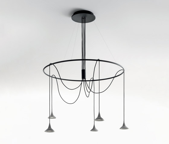 Unterlinden Chandelier Ring | Lampadari | Artemide