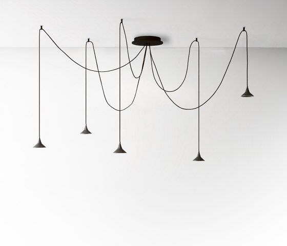 Unterlinden Chandelier Free | Kronleuchter | Artemide