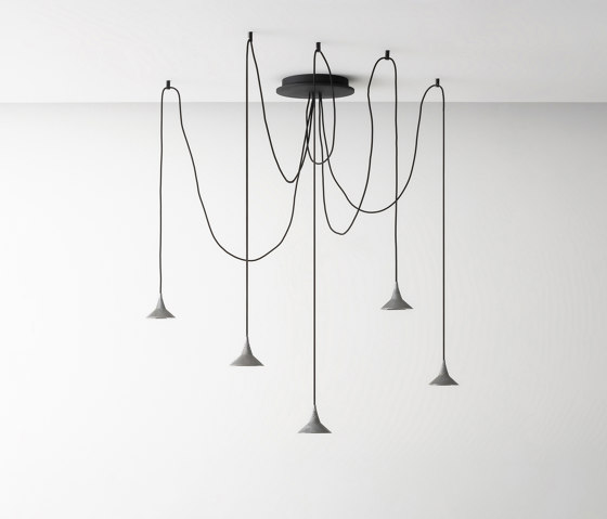 Unterlinden Chandelier Free | Kronleuchter | Artemide