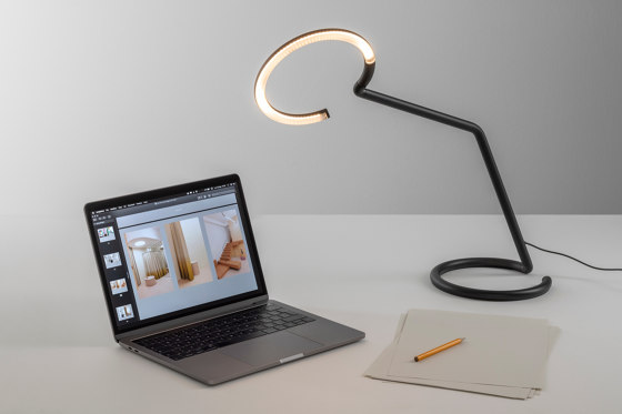 Vine Light Table | Table lights | Artemide