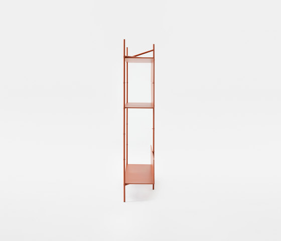 Elle System 100 | Shelving | Mara