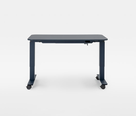 Follow Tilting Monochromatic 299RCAR | Desks | Mara