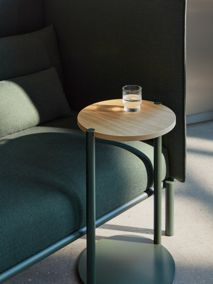 Akunok Table | Beistelltische | Abstracta