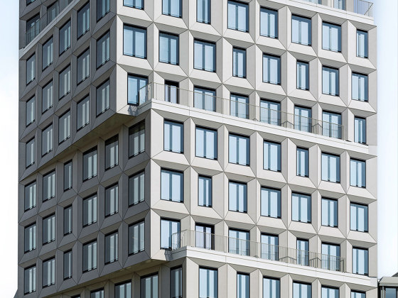 concrete skin | Heimeran office building | Panneaux de béton | Rieder