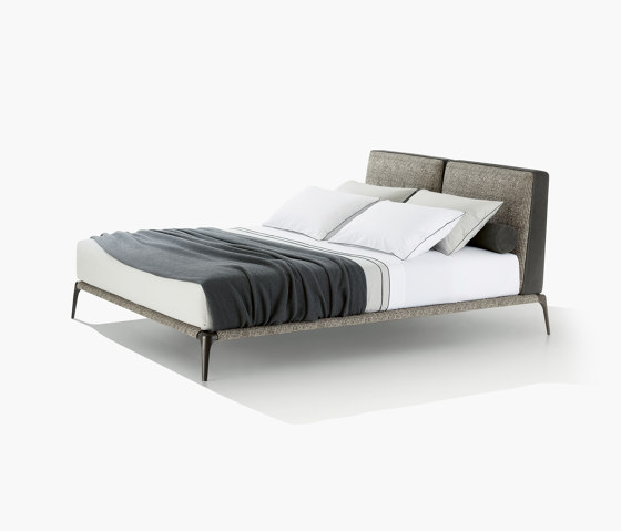 Park 1 | Beds | Poliform