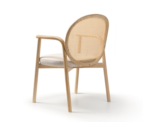 Shield | Chairs | Quinti Sedute