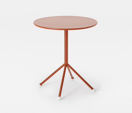 Tip 285 | Standing tables | Mara