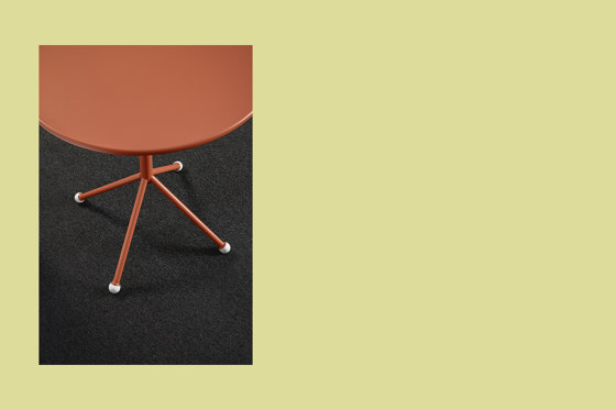 Tip 285 | Standing tables | Mara