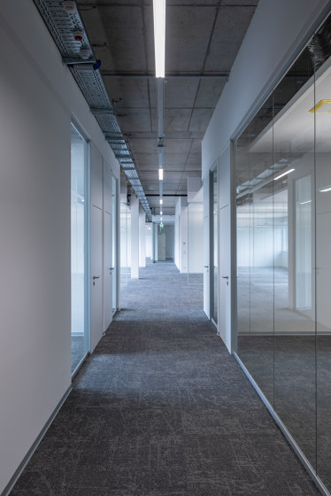 LOOP aurum | Modular flooring systems | Lindner Group