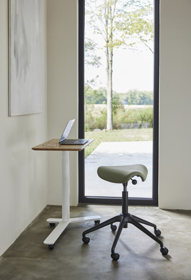 Float Mini | Standing tables | Humanscale