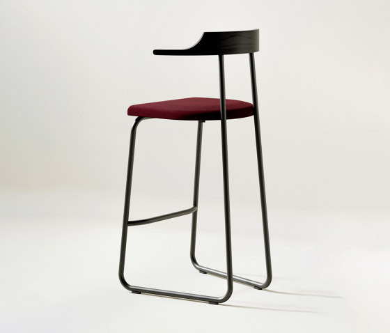 CHEERS Stool | Taburetes de bar | Neil David