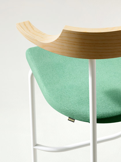 CHEERS Stool | Sgabelli bancone | Neil David