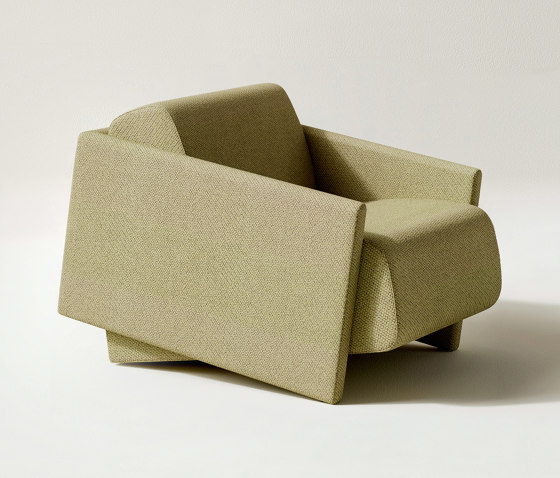 CONTRA Armchair | Sillones | Neil David