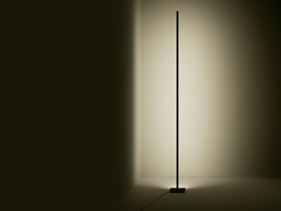 Maya Micro | Free-standing lights | PAN