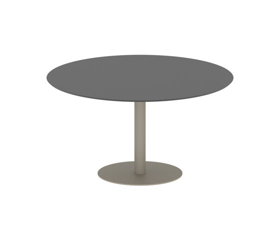 Butler round table 120 low dining ceramic top | Dining tables | Royal Botania