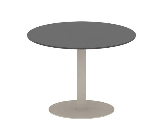 Butler round table 90 low dining ceramic top | Dining tables | Royal Botania