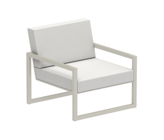 Ninix Lounge 100T with armrests stainless steel | Poltrone | Royal Botania