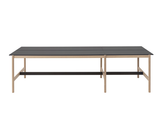 Linear System High Table Configuration 1 | H95cm | Tables de repas | Muuto