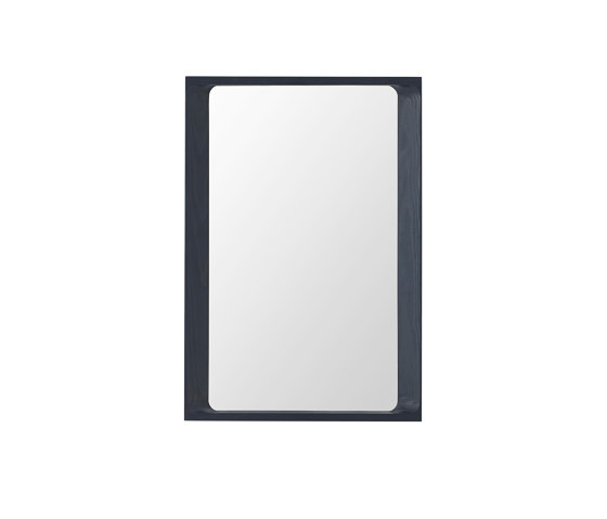 Arced Mirror | 80 x 55 CM / 31.5 x 21.65” | Mirrors | Muuto