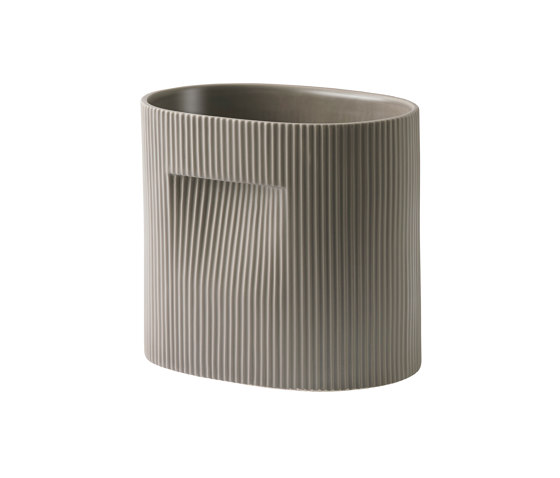 Ridge Planter | H24cm | Vases | Muuto