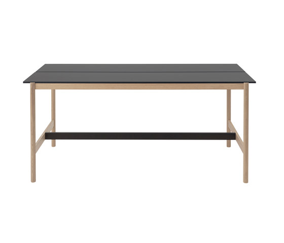 Linear System High Table | 110x240 h105 | Dining tables | Muuto