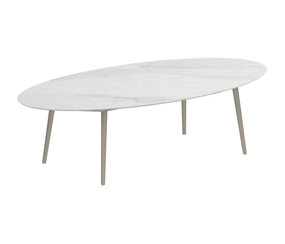 Styletto low dining table 250x130cm | Tables de repas | Royal Botania