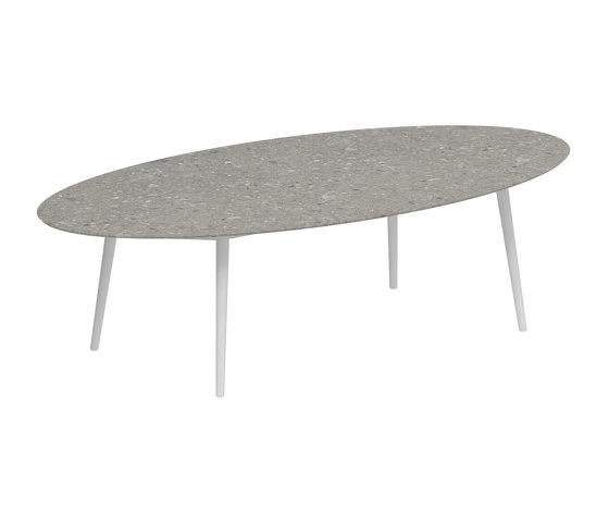 Styletto low dining table 250x130cm | Tables de repas | Royal Botania