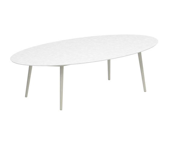 Styletto low dining table 250x130cm | Tables de repas | Royal Botania