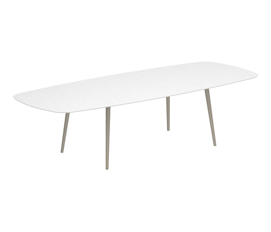 Styletto dining table 300x120cm | Tables de repas | Royal Botania