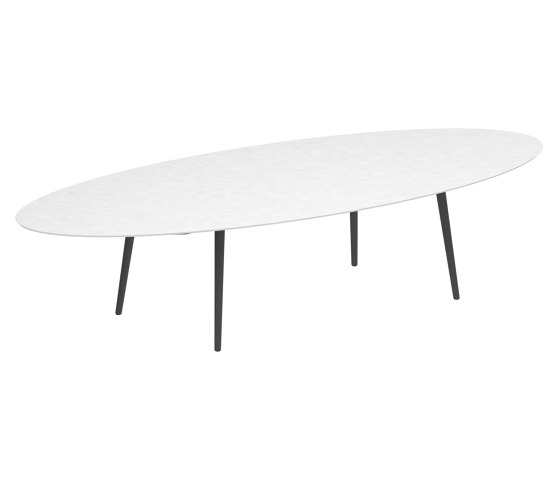 Styletto low dining table 320x140cm | Tables de repas | Royal Botania