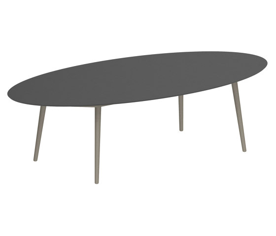 Styletto low dining table 320x140cm | Tables de repas | Royal Botania