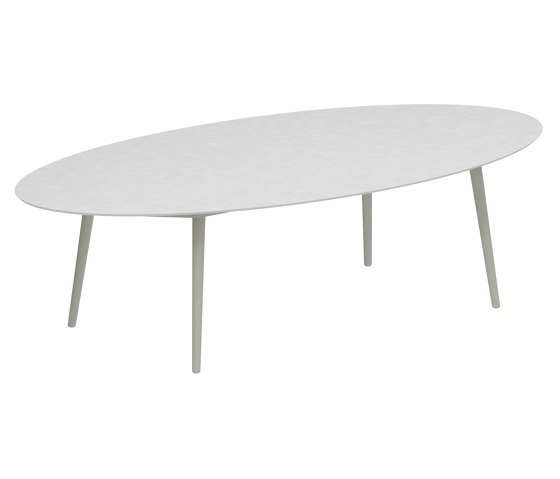 Styletto low dining table 320x140cm | Tables de repas | Royal Botania