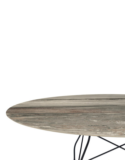 Glossy Marble Oval Gris Tropical Structure: Acier Peint Noir Mat | Tables de repas | Kartell