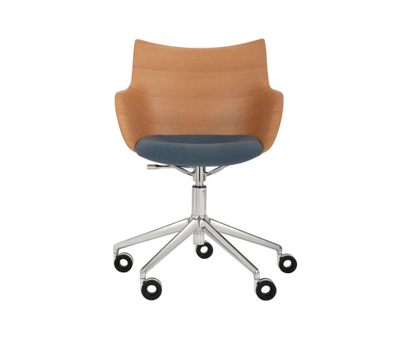 Q/Wood Rotelle Soft Legno Chiaro/Cromo/Azzurro | Poltrone | Kartell