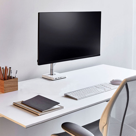 M/Connect™ 3 | USB 3.0 Type A ports | Humanscale