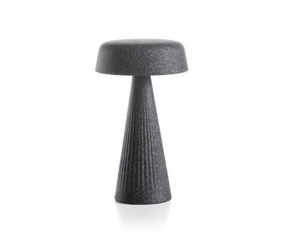 Fade | Table Lamp | Tischleuchten | PLUST